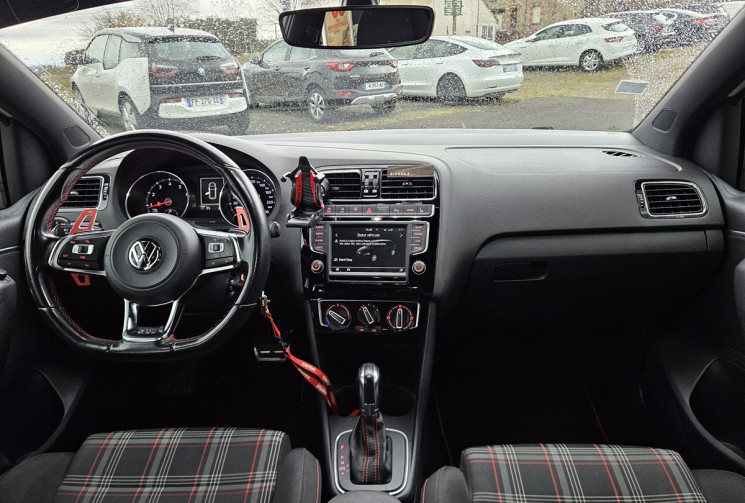 Volkswagen Polo V PH2 GTI 1.8 TSI 190 DSG7