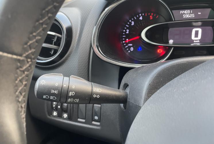 Renault Clio 1.5 dCi 75ch energy Business  5 PLACES * DISTRIBUTION NEUVE * ENTRETIEN OK* 