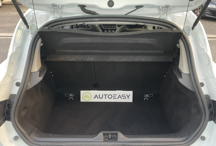 Renault Clio 1.5 dCi 75ch energy Business  5 PLACES * DISTRIBUTION NEUVE * ENTRETIEN OK* 