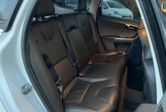 Volvo XC60 D4 2.0 TDi FWD Geartronic 190 cv Boîte auto Momentenum Business