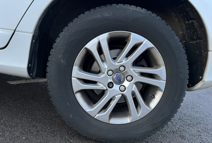 Volvo XC60 D4 2.0 TDi FWD Geartronic 190 cv Boîte auto Momentenum Business