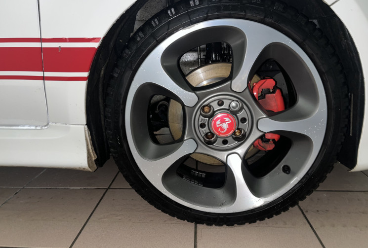 Abarth 500 1.4 Turbo T-Jet 160ch Esseesse