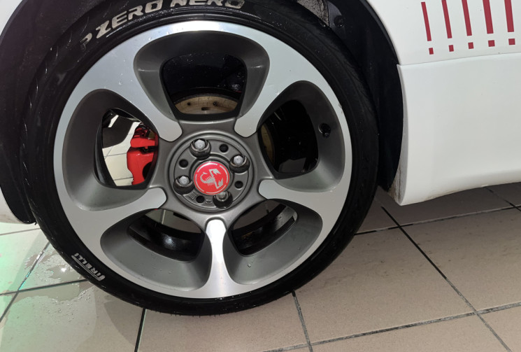 Abarth 500 1.4 Turbo T-Jet 160ch Esseesse