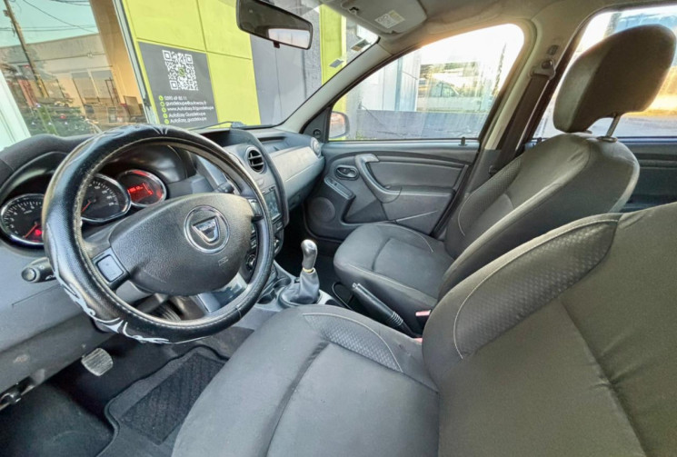 Dacia Duster  I Phase 2 SUV 1.6 SCe 16V 4x2 114 cv // Chaine de distribution