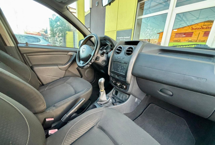 Dacia Duster  I Phase 2 SUV 1.6 SCe 16V 4x2 114 cv // Chaine de distribution