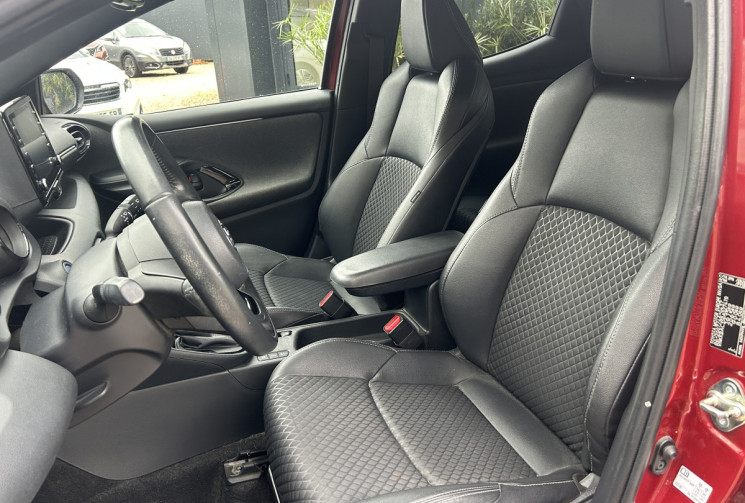 Toyota Yaris 4 1.5 VVTI 116 Hybrid E-CVT 92 Collection Carplay / Caméra / Garantie constructeur