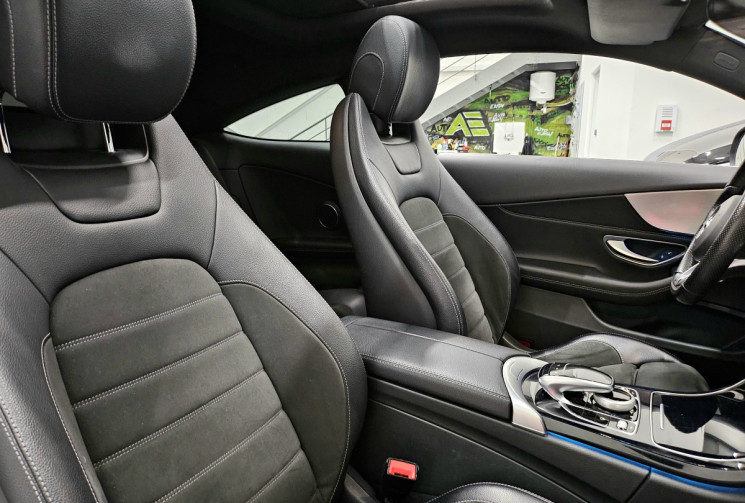 Mercedes Classe C COUPE 220d bva9 pack amg / TO / KEYLESS-GO / origine france 