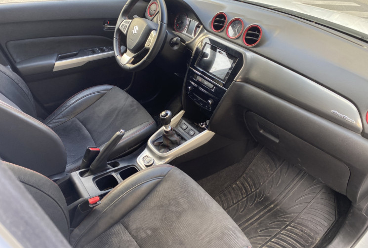 Suzuki Vitara 1.4 Boosterjet 140 CH AllGrip Camera / sieges chauffants...