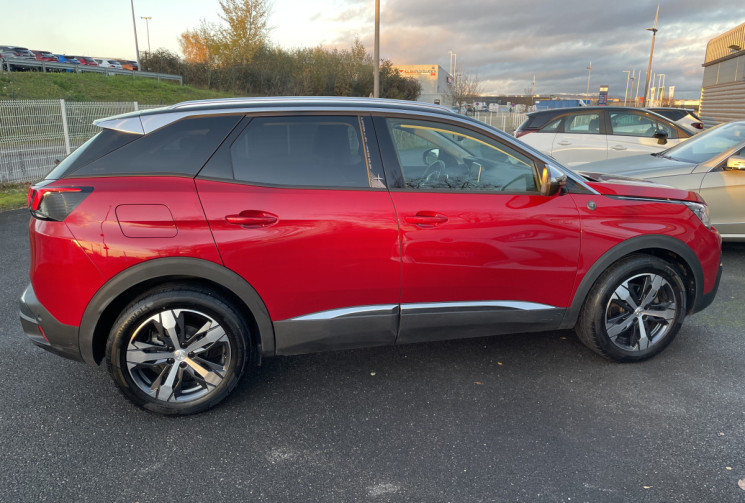 Peugeot 3008 II 1.3 PureTec 130  CV CROSSWAY 27600 KMS 