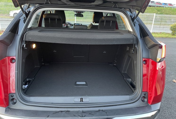 Peugeot 3008 II 1.3 PureTec 130  CV CROSSWAY 27600 KMS 