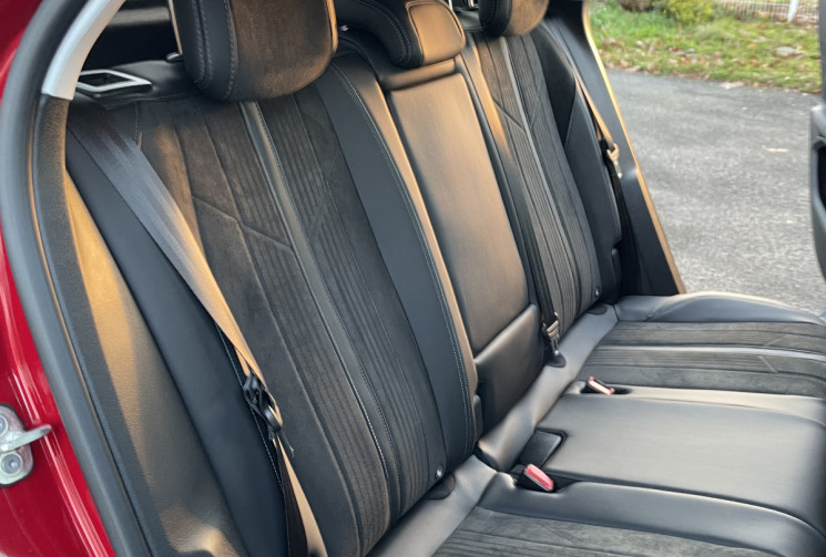 Peugeot 3008 II 1.3 PureTec 130  CV CROSSWAY 27600 KMS 