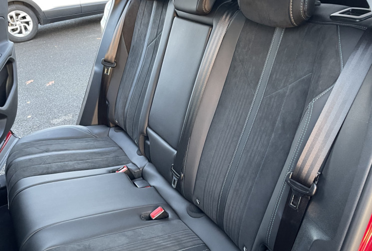 Peugeot 3008 II 1.3 PureTec 130  CV CROSSWAY 27600 KMS 