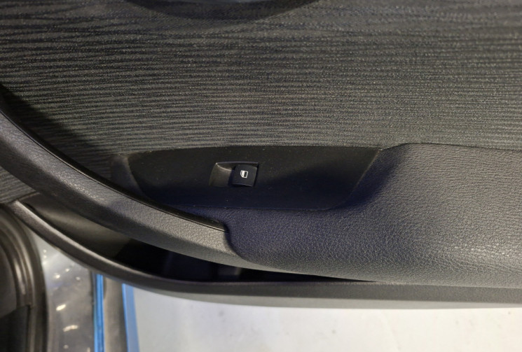 BMW X1 1.8  143  X DRIVE BUSINESS TOIT OUVRANT