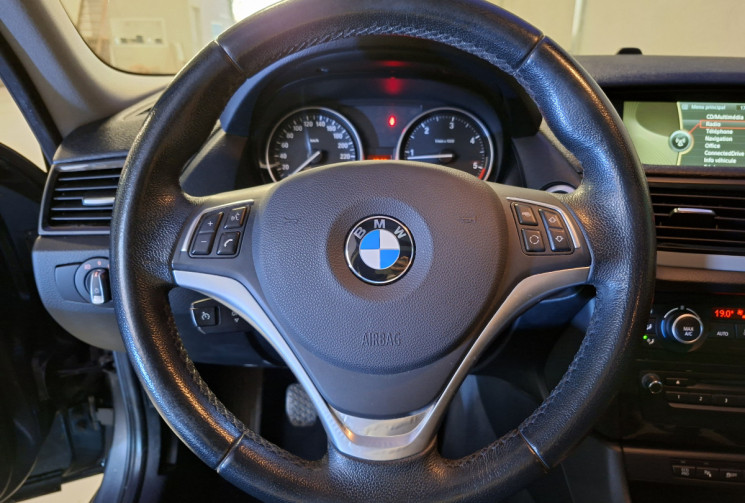 BMW X1 1.8  143  X DRIVE BUSINESS TOIT OUVRANT