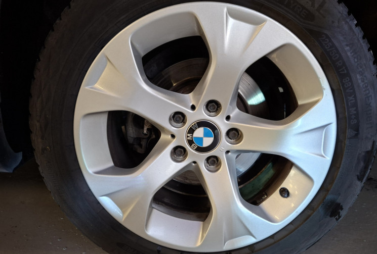 BMW X1 1.8 D 143  X DRIVE BUSINESS  TOIT OUVRANT ATTELAGE GARANTIE 12 MOIS