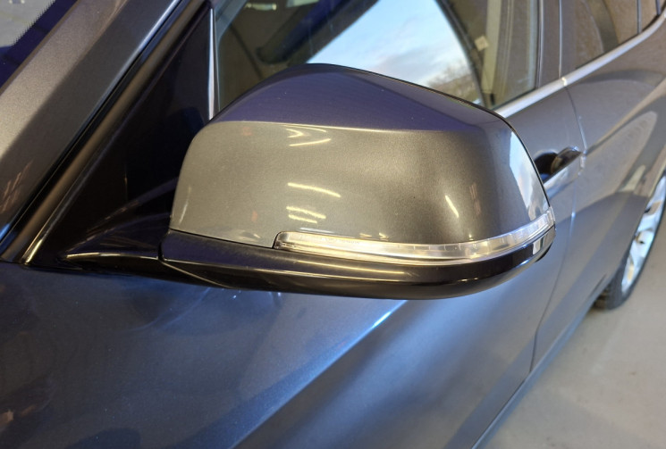 BMW X1 1.8  143  X DRIVE BUSINESS  TOIT OUVRANT ATTELAGE GARANTIE 12 MOIS