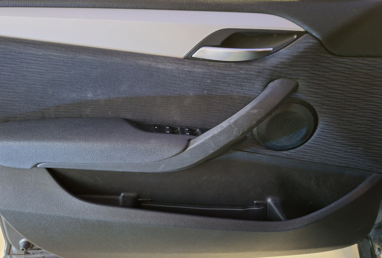 BMW X1 1.8  143  X DRIVE BUSINESS TOIT OUVRANT