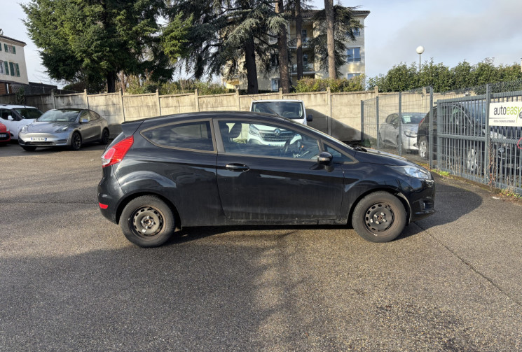 Ford Fiesta 1.0 SCTI / 80 CH / TITANIUM 