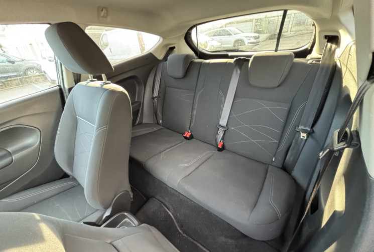 Ford Fiesta 1.0 SCTI / 80 CH / TITANIUM 