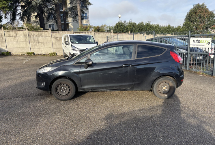 Ford Fiesta 1.0 SCTI / 80 CH / TITANIUM 