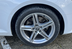 Audi A4 Avant 2.0 TFSI 190 S Tronic S Line / Carplay / Attelage / Cockpit / Keyless