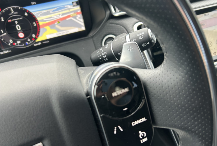 Land-Rover Range Rover Velar 2.0 D240 4WD SE R-DYNAMIC * CARPLAY * FULL LED * TOIT OUVRANT