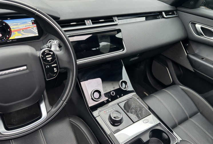 Land-Rover Range Rover Velar 2.0 D240 4WD SE R-DYNAMIC * CARPLAY * FULL LED * TOIT OUVRANT