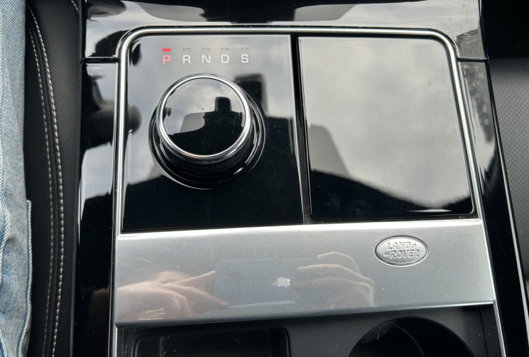 Land-Rover Range Rover Velar 2.0 D240 4WD SE R-DYNAMIC * CARPLAY * FULL LED * TOIT OUVRANT