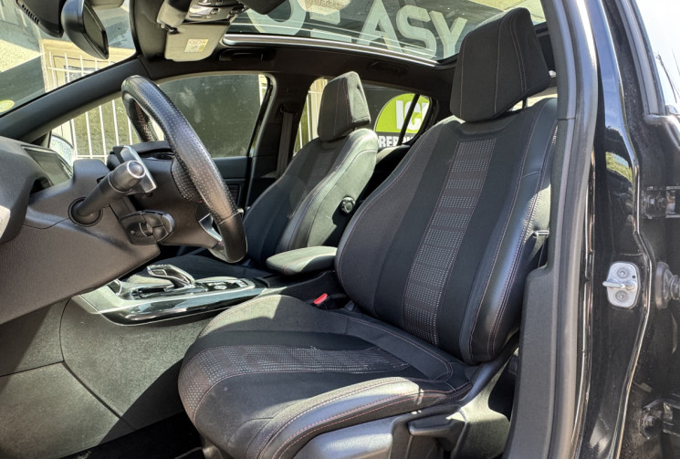Peugeot 308 GT Line 1.5 Hdi 130 ch EAT8 / Carplay / Toit pano / Entretien complet / Garantie 6 mois