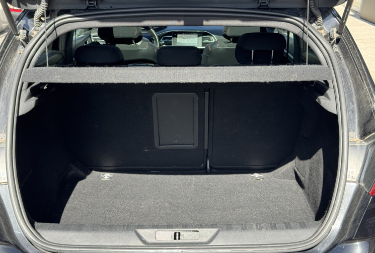 Peugeot 308 GT Line 1.5 Hdi 130 ch EAT8 / Carplay / Toit pano / Entretien complet / Garantie 6 mois