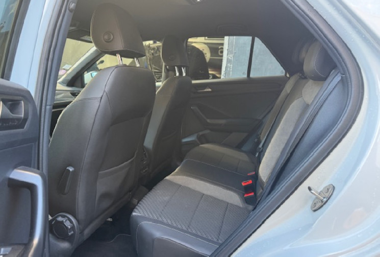 Volkswagen T-Roc r-line 1.5 TSI 150 cv Origine France / ATTELAGE / CARPLAY / CAMERA / 