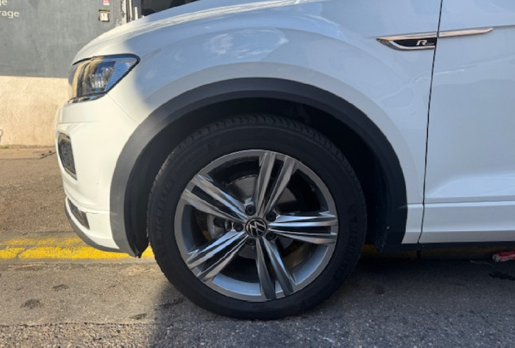 Volkswagen T-Roc r-line 1.5 TSI 150 cv Origine France / ATTELAGE / CARPLAY / CAMERA / 