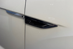 Volkswagen T-Roc r-line 1.5 TSI 150 cv Origine France / ATTELAGE / CARPLAY / CAMERA / 