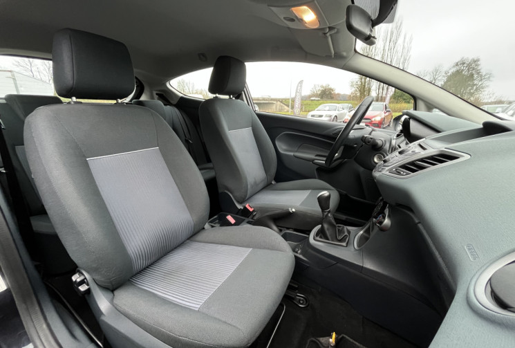 Ford Fiesta 1.6 TDCI 90CH TREND CLIM 3 PORTES 