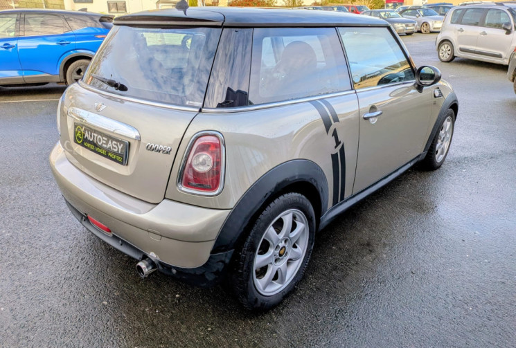 Mini Cooper 2 1.6 I 122 PACK CHILI / TOIT OUVRANT / CHAINE DE DISTRIBUTION / GARANTIE 12 MOIS