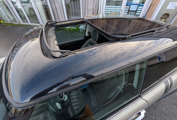 Mini Cooper 2 1.6 I 122 PACK CHILI / TOIT OUVRANT / CHAINE DE DISTRIBUTION / GARANTIE 12 MOIS