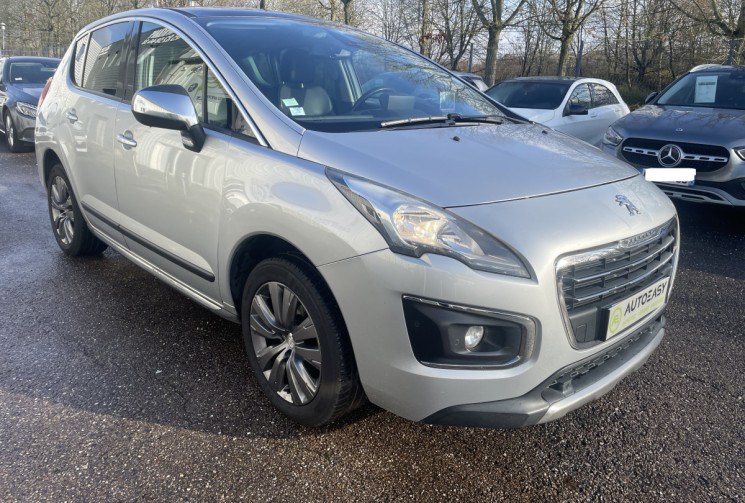 Peugeot 3008 1.6 HDi 115 ch Allure S&S / Toit Pano / Affichage tête haute/ Siège Avd. Rabattable