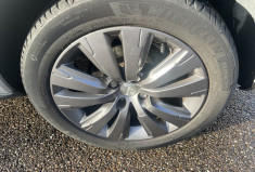 Peugeot 3008 1.6 HDi 115 ch Allure S&S / Toit Pano / Affichage tête haute/ Siège Avd. Rabattable