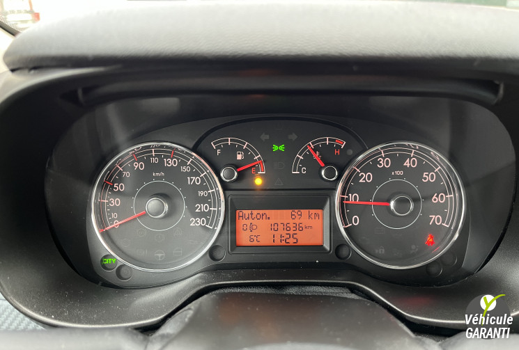 FIAT Punto Grande Actual 1.4 i 77 cv