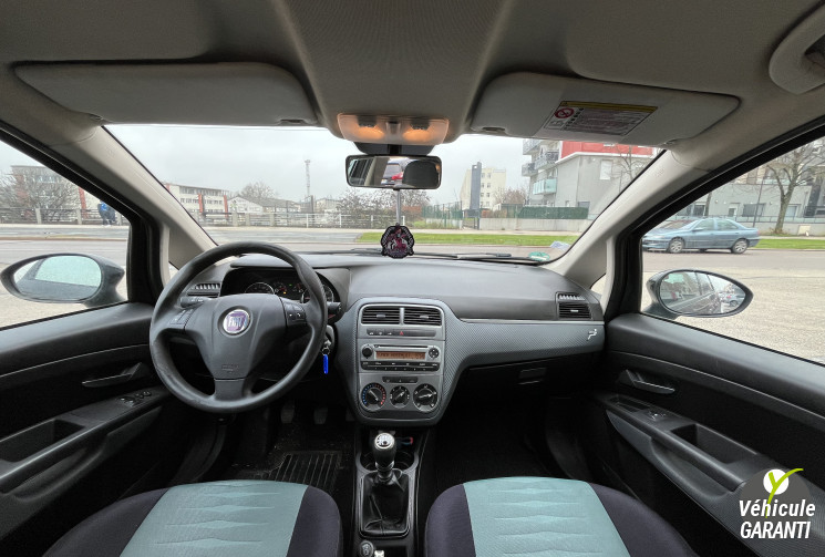 FIAT Punto Grande Actual 1.4 i 77 cv