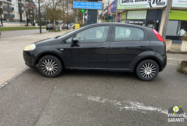 FIAT Punto Grande Actual 1.4 i 77 cv