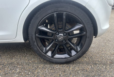 Opel Corsa D / 1.4 / 100 CH / COLOR EDITION