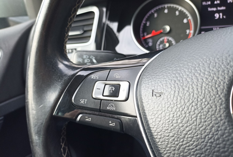 Volkswagen Golf 7 VII - 1.2 TSI 105CH - CUP - RADARS - TOIT OUVRANT - ACC - SUIVI VW