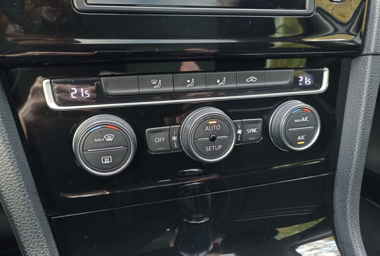 Volkswagen Golf 7 VII - 1.2 TSI 105CH - CUP - RADARS - TOIT OUVRANT - ACC - SUIVI VW