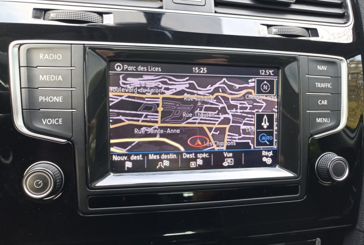 Volkswagen Golf 7 VII - 1.2 TSI 105CH - CUP - RADARS - TOIT OUVRANT - ACC - SUIVI VW