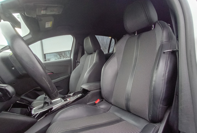 Peugeot 208  GT Line PureTech 100 S&S BVM6 *Distri Faite*