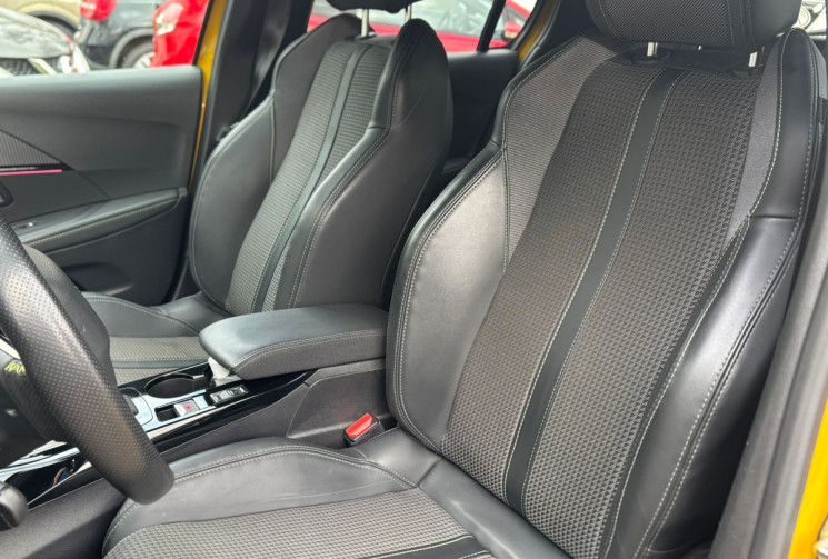 Peugeot 208 Electrique 50 kWh 136ch GT / 1ère main