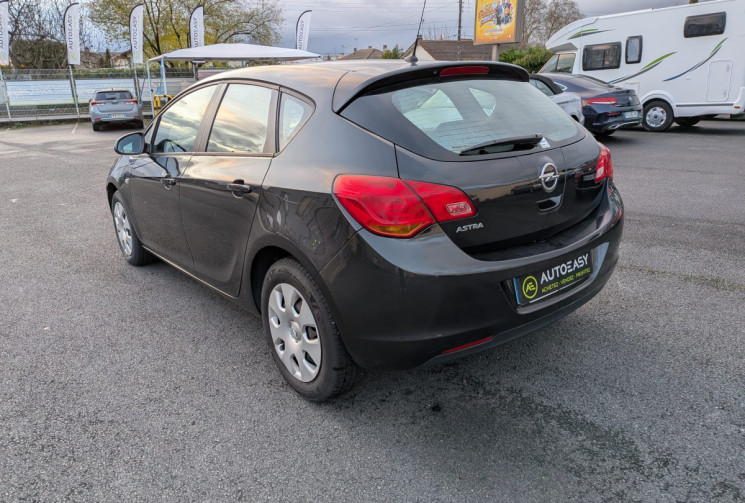 Opel Astra 1.4 I 100 ESSENTIAL / MOTEUR A CHAINE / GARANTIE 12 MOIS