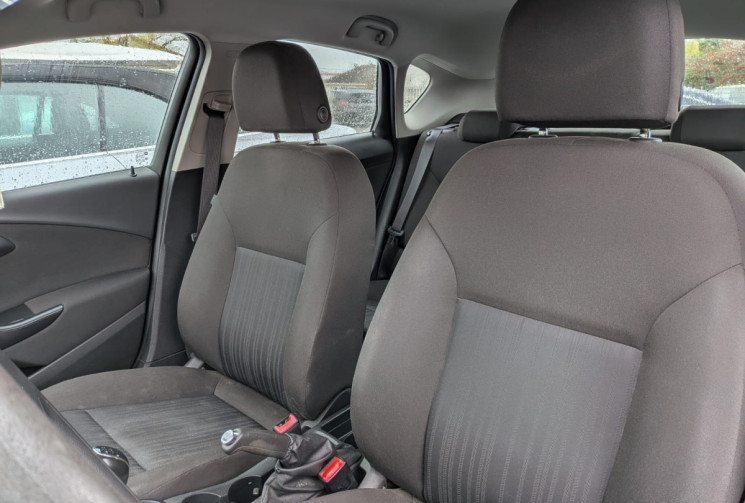 Opel Astra 1.4 I 100 ESSENTIAL / MOTEUR A CHAINE / GARANTIE 12 MOIS