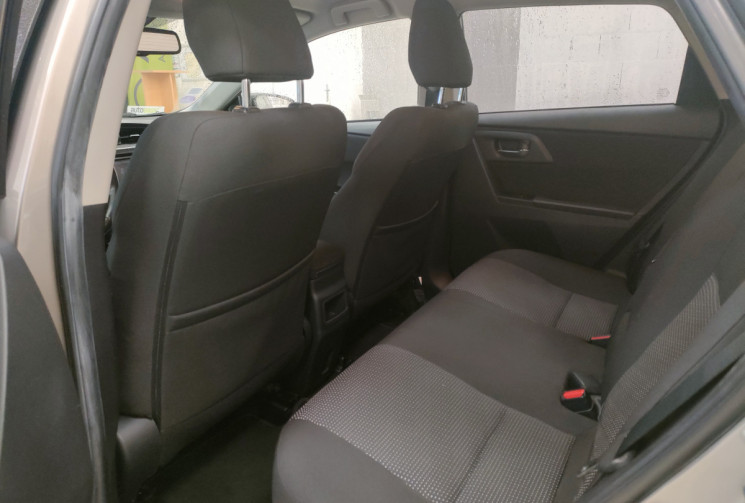 Toyota AURIS  1.8 VVT-i HSD 136h Dynamic 15P 5p ct ok 